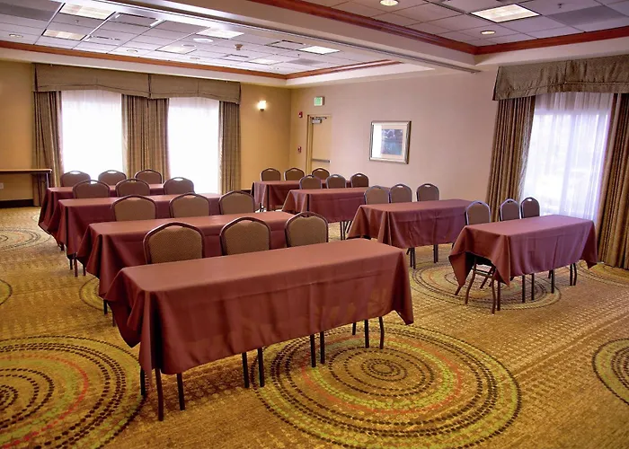 Spark By Hilton Cedar City